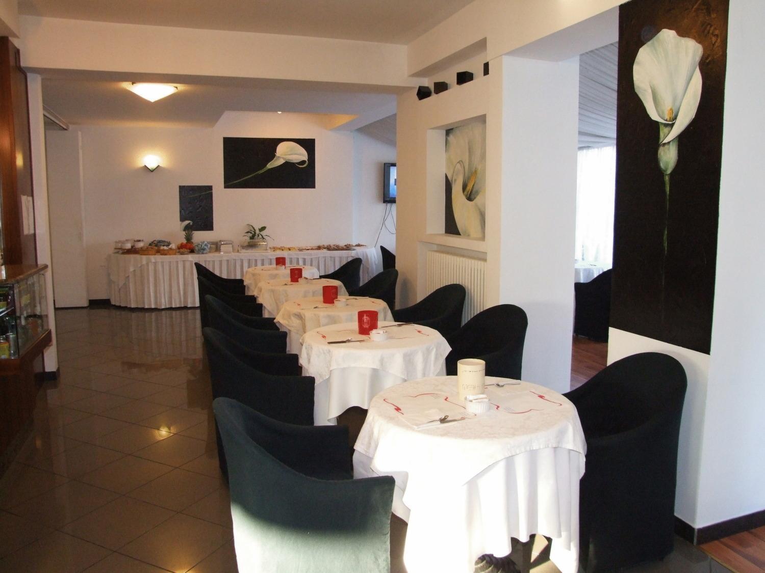 Hotel Mediterraneo Pesaro Ngoại thất bức ảnh