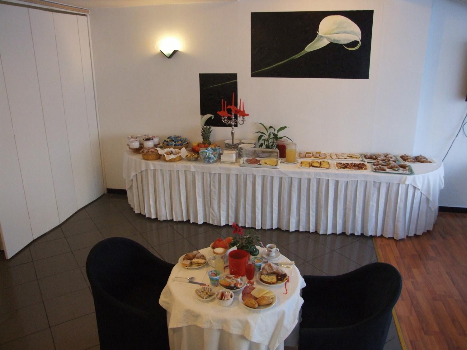 Hotel Mediterraneo Pesaro Ngoại thất bức ảnh